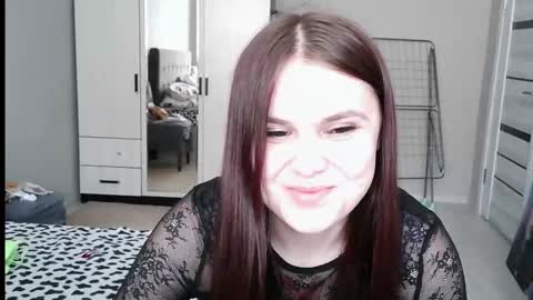 Mishelle online show from 02.04.26
