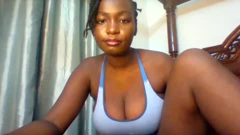 Snapshot of miss440_sunday chatting on 12.16.24 miss440 online show from 12.16.24
