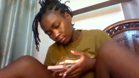Snapshot of miss440_sunday chatting on 12.20.24 miss440 online show from 12.20.24