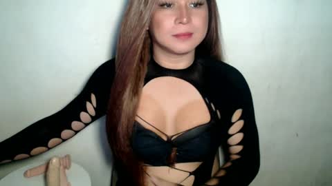 Snapshot of miss_4cuck_ chatting on 06.13.26 miss_4cuck_ online show from 06.13.26