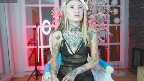 Snapshot of miss___angel chatting on 04.14.26 miss___angel online show from 04.14.26