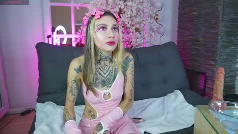 Snapshot of miss___angel chatting on 05.04.26 miss___angel online show from 05.04.26
