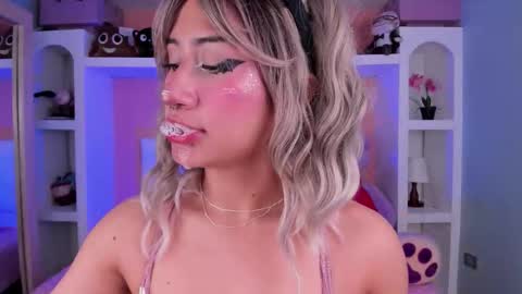 Megan online show from 11.12.25