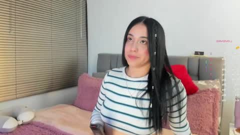 Snapshot of miss__jones_ chatting on 05.18.26 miss__jones_ online show from 05.18.26