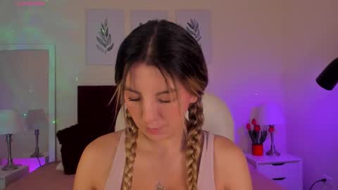 Snapshot of miss_amanda_ chatting on 02.11.26 Amanda Reyes online show from 02.11.26