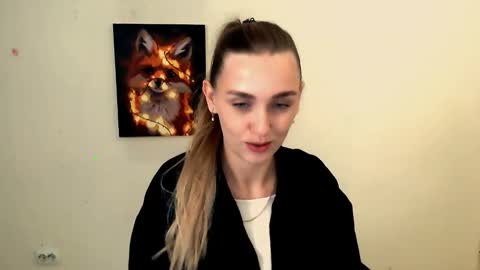 Snapshot of miss_angelina_ chatting on 09.17.25 Angelina online show from 09.17.25