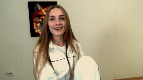 Snapshot of miss_angelina_ chatting on 09.25.25 Angelina online show from 09.25.25