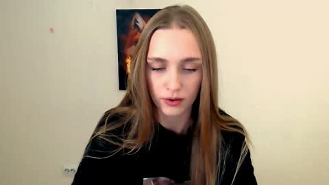 Snapshot of miss_angelina_ chatting on 10.02.25 Angelina online show from 10.02.25