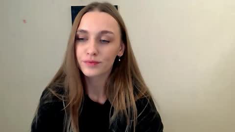 Snapshot of miss_angelina_ chatting on 10.09.25 Angelina online show from 10.09.25