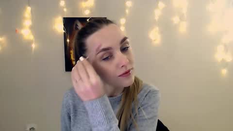 Angelina online show from 11.24.25