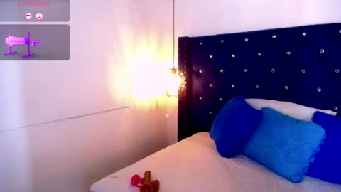 miss_ariss online show from 12.20.25