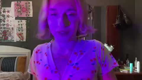 Snapshot of miss_barbie1 chatting on 06.21.26 Anya online show from 06.21.26