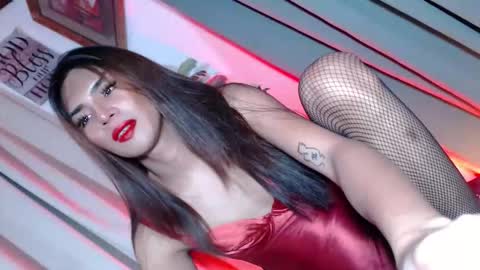 Snapshot of miss_bella69 chatting on 03.23.26 miss_bella69 online show from 03.23.26