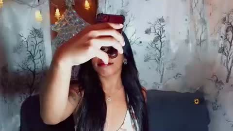 Snapshot of miss_bellah chatting on 04.27.26 Bellah online show from 04.27.26