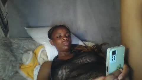 miss_belllo online show from 02.20.25