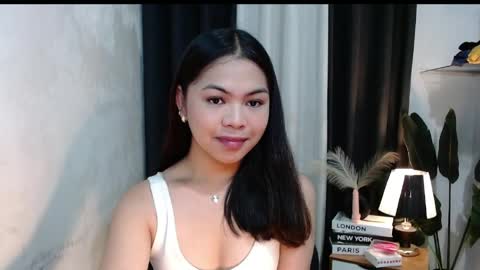 Snapshot of miss_briella chatting on 04.21.26 Briella online show from 04.21.26