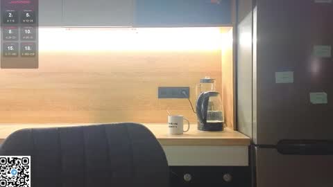 Sandy online show from 10.21.25