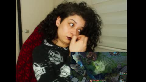 Miss Carmila online show from 09.09.25