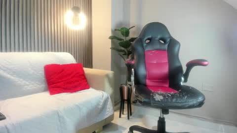 miss_charlott12 online show from 09.27.25