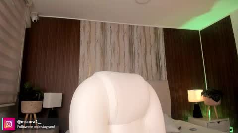 CANDELA CASTRO  online show from 01.15.26