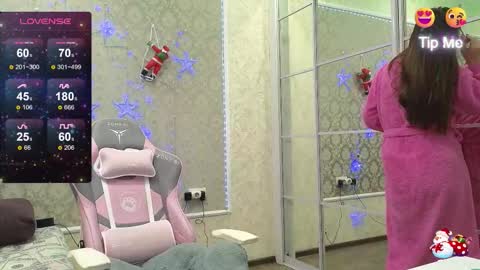 Snapshot of miss_divora chatting on 01.12.26 miss_divora online show from 01.12.26