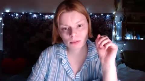 Snapshot of miss_elistia_ chatting on 12.11.24 Elis online show from 12.11.24