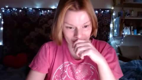 Snapshot of miss_elistia_ chatting on 12.12.24 Elis online show from 12.12.24