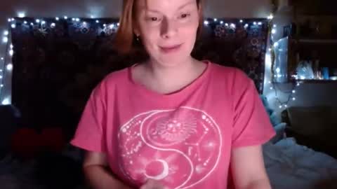 Snapshot of miss_elistia_ chatting on 12.17.24 Elis online show from 12.17.24