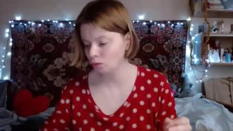 Snapshot of miss_elistia_ chatting on 12.23.24 Elis online show from 12.23.24