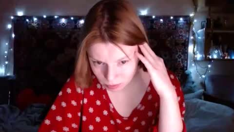 Snapshot of miss_elistia_ chatting on 12.28.24 Elis online show from 12.28.24