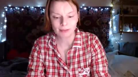 Snapshot of miss_elistia_ chatting on 01.03.25 Elis online show from 01.03.25