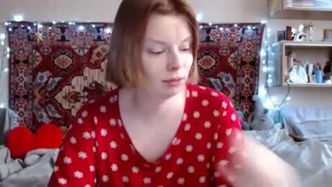 Snapshot of miss_elistia_ chatting on 01.15.25 Elis online show from 01.15.25