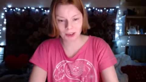 Snapshot of miss_elistia_ chatting on 01.23.25 Elis online show from 01.23.25