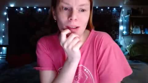 Snapshot of miss_elistia_ chatting on 02.04.25 Elis online show from 02.04.25