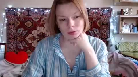 Snapshot of miss_elistia_ chatting on 02.10.25 Elis online show from 02.10.25