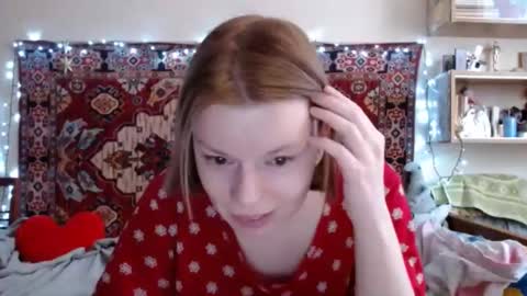 Snapshot of miss_elistia_ chatting on 02.20.25 Elis online show from 02.20.25