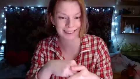 Snapshot of miss_elistia_ chatting on 03.03.25 Elis online show from 03.03.25