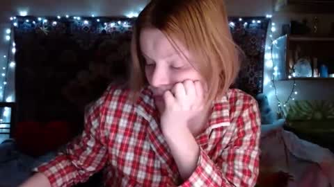 Snapshot of miss_elistia_ chatting on 03.03.25 Elis online show from 03.03.25