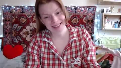 Snapshot of miss_elistia_ chatting on 03.05.25 Elis online show from 03.05.25