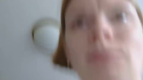 Snapshot of miss_elistia_ chatting on 09.15.25 Elis online show from 09.15.25