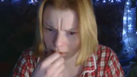 Snapshot of miss_elistia_ chatting on 02.02.26 Elis online show from 02.02.26