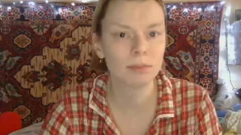 Snapshot of miss_elistia_ chatting on 02.25.26 Elis online show from 02.25.26