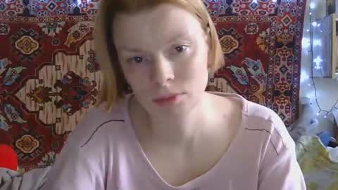 Snapshot of miss_elistia_ chatting on 03.25.26 Elis online show from 03.25.26