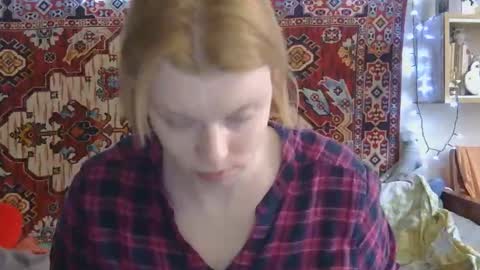 Snapshot of miss_elistia_ chatting on 04.02.26 Elis online show from 04.02.26