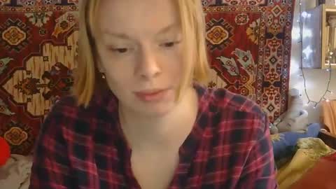 Snapshot of miss_elistia_ chatting on 04.07.26 Elis online show from 04.07.26