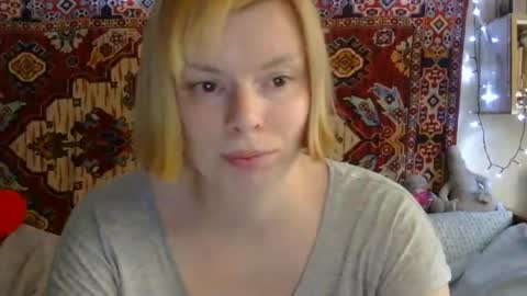 Snapshot of miss_elistia_ chatting on 07.10.26 Elis online show from 07.10.26
