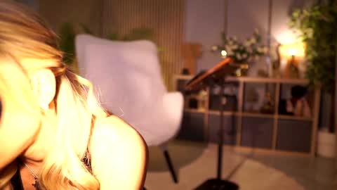 Snapshot of miss_ema_divine chatting on 02.14.26 Miss Ema Devine online show from 02.14.26