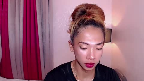 miss_ephrail online show from 12.07.24