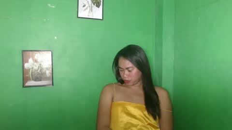 Snapshot of miss_eva2025 chatting on 09.10.25 Eva online show from 09.10.25