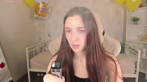 Snapshot of miss_eva__ chatting on 09.19.25 Eva online show from 09.19.25